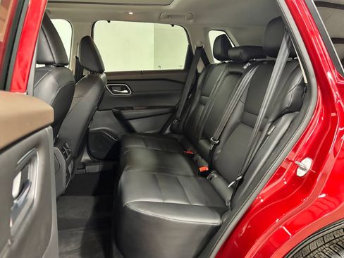 Used 2021 Nissan Rogue SV w/ Premium Package FWD image 20