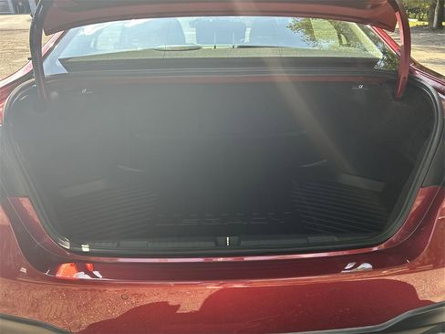 Used 2020 Subaru Legacy Limited image 26