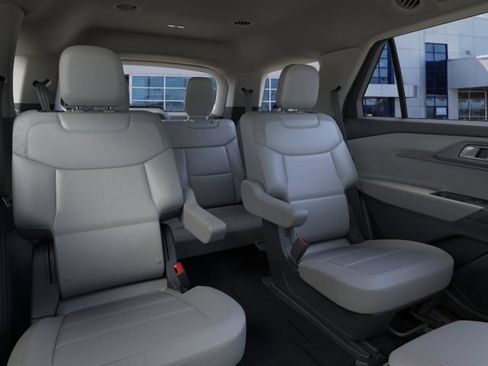 New 2026 Ford Explorer Active w/ Active Comfort Package RWD image 11