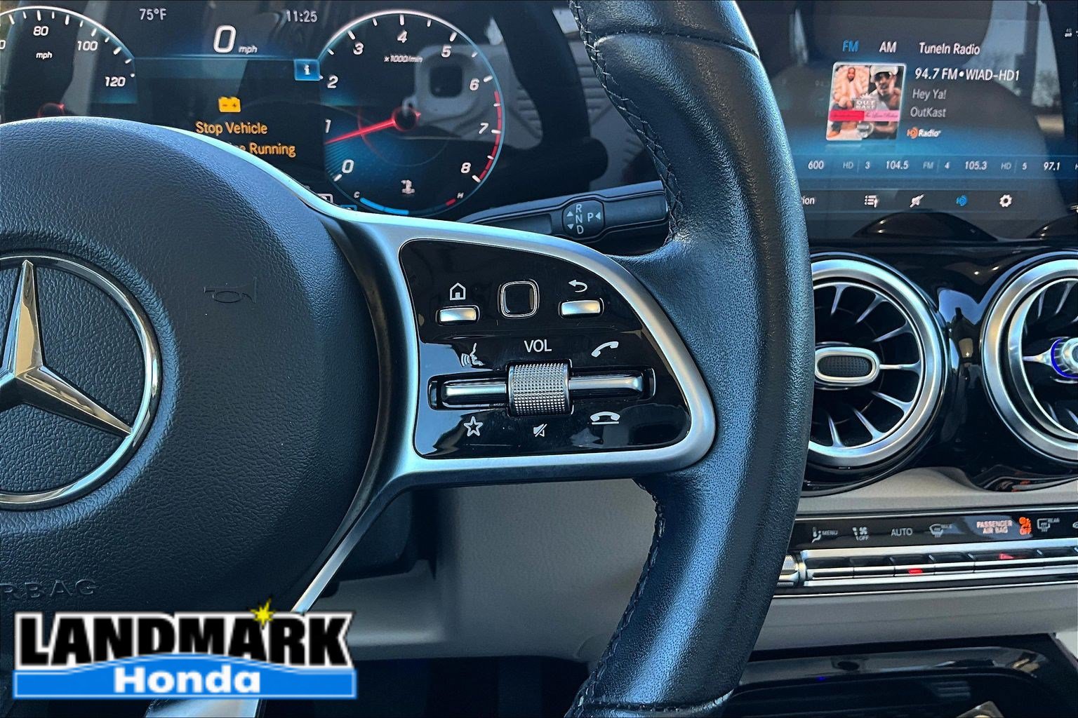 Used 2020 Mercedes-Benz GLB 250 4MATIC image 21