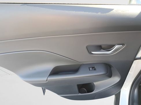 New 2026 Hyundai Kona SEL Premium image 7