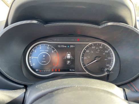 New 2025 Nissan Versa SR w/ Trunk Package image 21