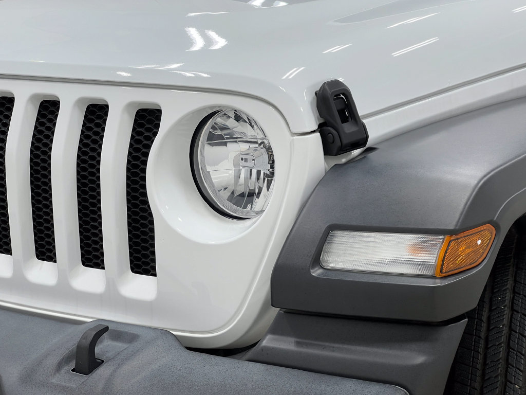Used 2021 Jeep Wrangler Unlimited Sport AWD/4WD image 35