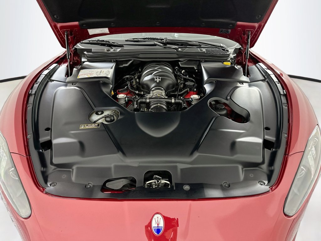 Used 2013 Maserati GranTurismo Sport RWD image 30