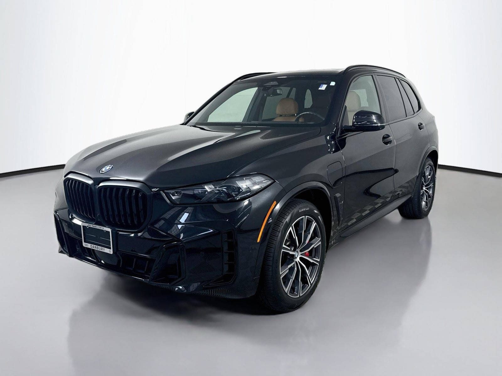 Used 2024 BMW X5 xDrive50e w/ M Sport Package AWD/4WD image 1