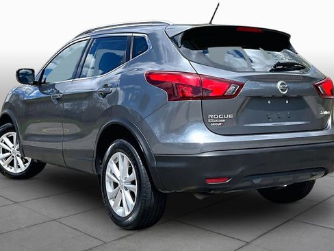 Used 2018 Nissan Rogue Sport SV AWD/4WD image 12