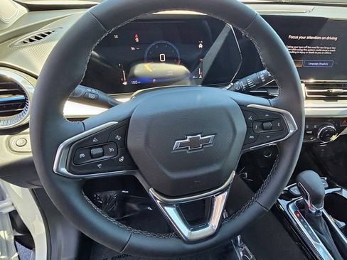 New 2026 Chevrolet Trax LT w/ Midnight Edition FWD image 25