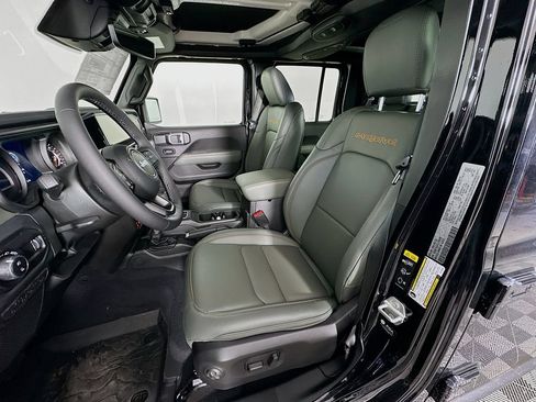New 2026 Jeep Gladiator Mojave AWD/4WD image 29