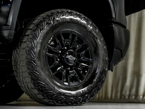 Used 2024 Chevrolet Silverado 2500 ZR2 AWD/4WD image 53