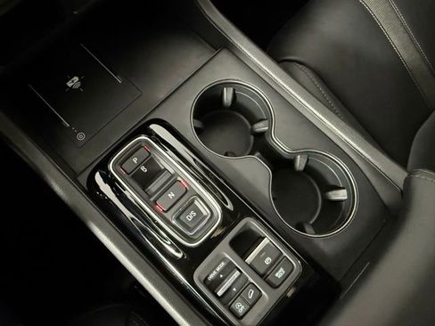 Used 2024 Honda Pilot EX-L image 25