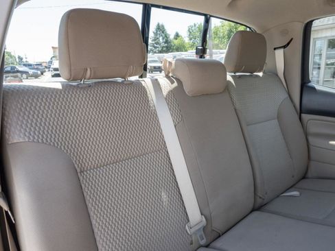 Used 2014 Toyota Tacoma 4x4 Double Cab w/ Convenience Package image 31
