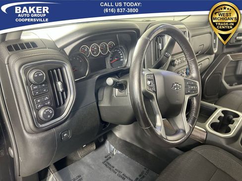 Used 2020 Chevrolet Silverado 1500 RST image 11