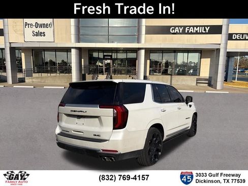 Used 2025 GMC Yukon Denali w/ Denali Reserve Package AWD/4WD image 9