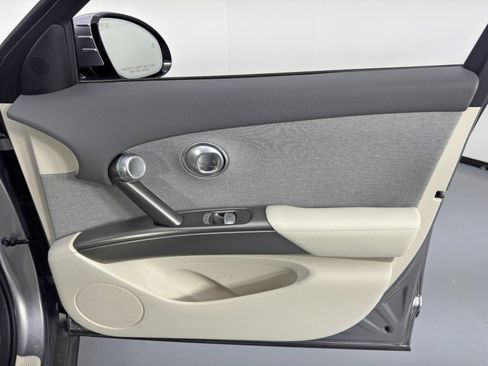 Used 2024 Genesis GV60 RWD w/ Cargo Package image 51