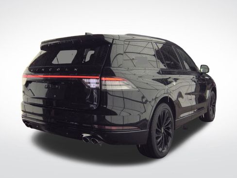 Used 2025 Lincoln Aviator Reserve w/ Jet Appearance Package image 5