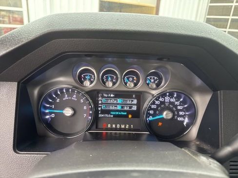Used 2013 Ford F250 Lariat w/ Chrome Pkg image 23