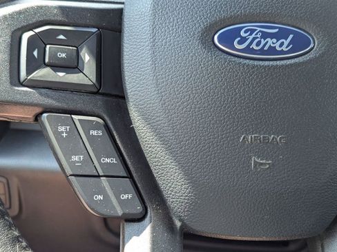 Used 2018 Ford F150 XLT w/ Equipment Group 302A Luxury AWD/4WD image 15