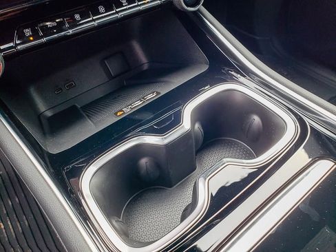 New 2026 Chevrolet Traverse Z71 w/ Driver Confidence Package image 13