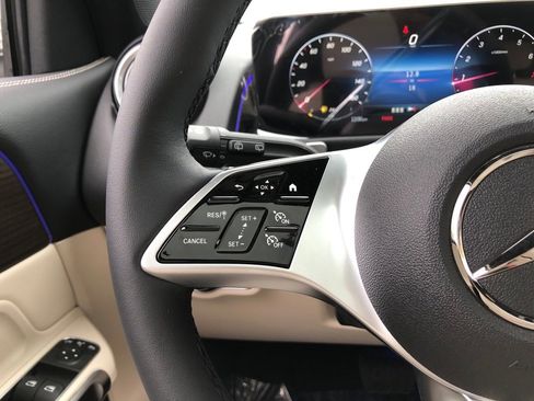 New 2026 Mercedes-Benz GLB 250 4MATIC image 22