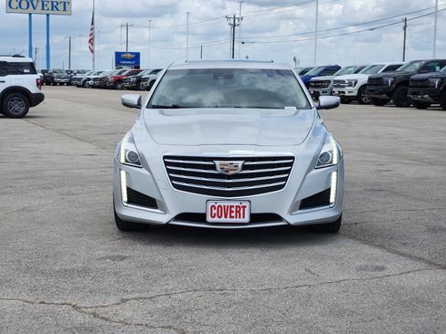 Used 2018 Cadillac CTS Luxury RWD image 2