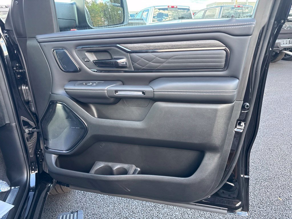 New 2027 RAM 1500 Limited AWD/4WD image 30