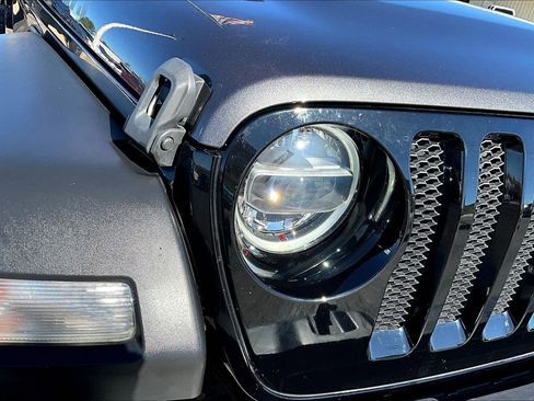 Used 2021 Jeep Wrangler Unlimited Sport image 30