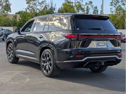 New 2026 Lexus TX 500h AWD image 7