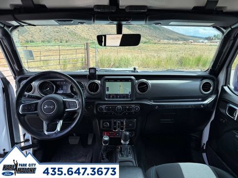 Used 2023 Jeep Wrangler Unlimited Rubicon 4xe w/ Cold Weather Group AWD/4WD image 32
