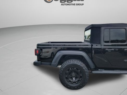 Used 2020 Jeep Gladiator Sport w/ Quick Order Package 24S AWD/4WD image 28