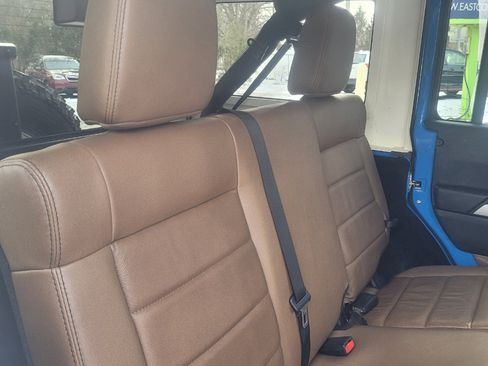 Used 2011 Jeep Wrangler Unlimited Rubicon w/ Dual Top Group image 24