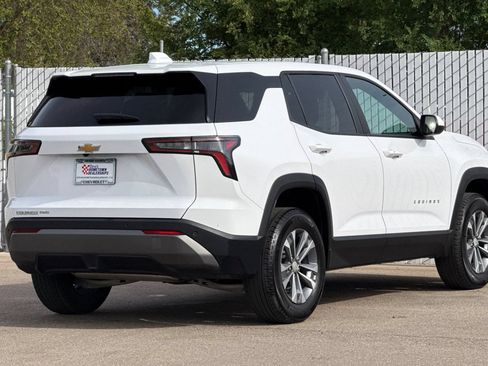 Used 2026 Chevrolet Equinox LT AWD/4WD image 4