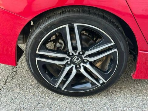 Used 2017 Honda Accord Sport Special Edition image 38