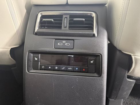 Used 2024 MAZDA CX-90 Plug-In Hybrid w/ Premium Plus AWD/4WD image 15