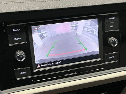 Certified 2023 Volkswagen Jetta S image 25