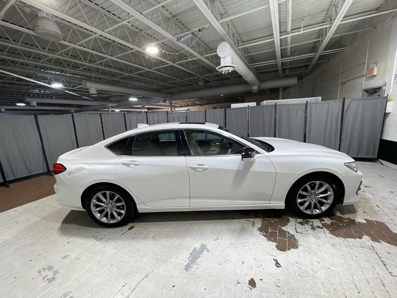 Used 2021 Acura TLX SH-AWD image 27