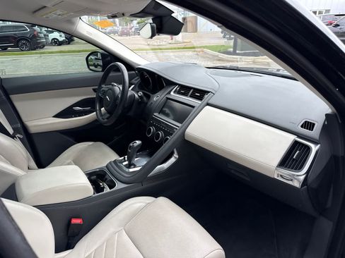 Used 2019 Jaguar E-PACE SE AWD/4WD image 13