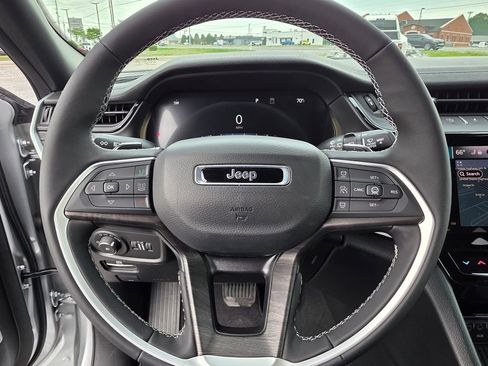 New 2026 Jeep Grand Cherokee L Limited AWD/4WD image 16