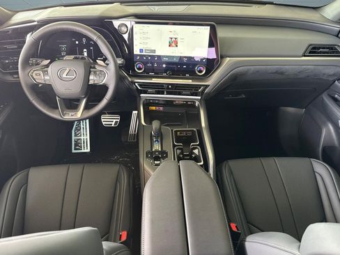 New 2026 Lexus TX 500h AWD image 14