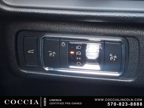 Certified 2022 Lincoln Corsair AWD w/ Equipment Group 101A image 25