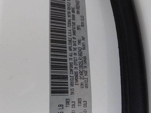 Used 2020 Chrysler Pacifica Touring-L FWD image 14
