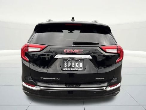 Used 2024 GMC Terrain Denali w/ Black Diamond Edition image 4