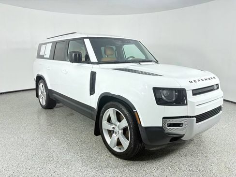Used 2023 Land Rover Defender 130 SE AWD/4WD image 5