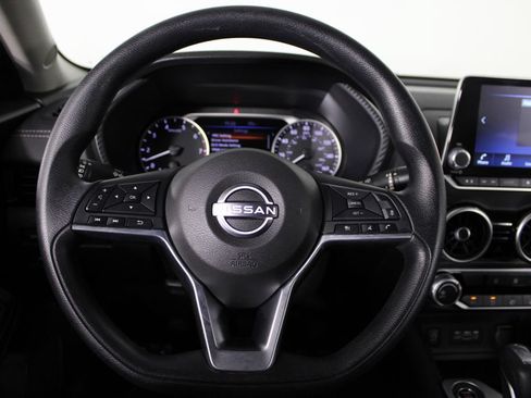 Certified 2024 Nissan Sentra SV FWD image 10
