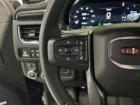 Used 2024 GMC Yukon AT4 w/ Technology Package AWD/4WD image 18