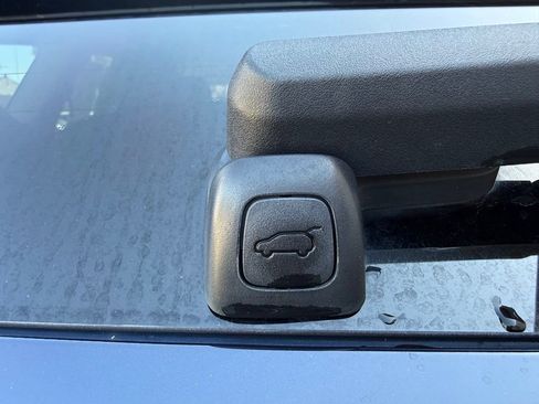 Used 2024 Genesis GV80 2.5T AWD/4WD image 35