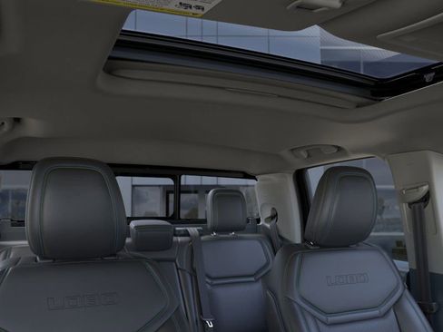 New 2025 Ford Maverick Lobo image 22