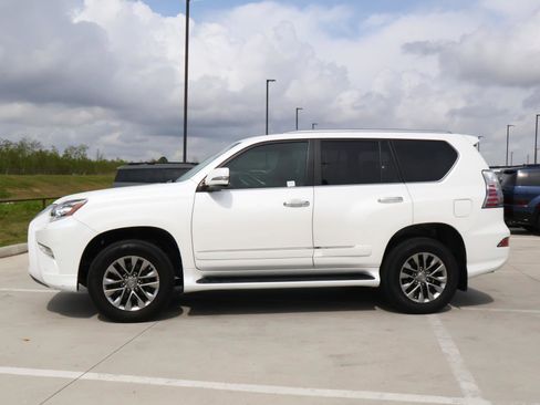 Used 2019 Lexus GX 460 Luxury image 2