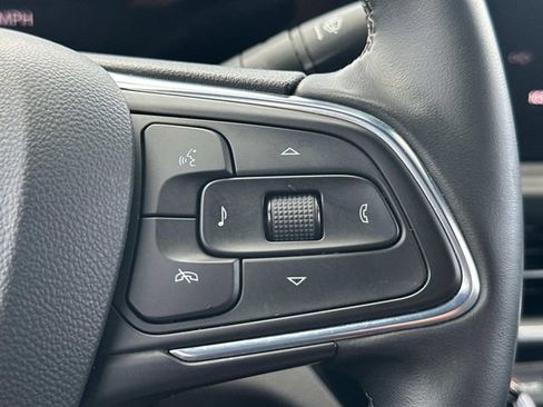 Used 2024 Buick Envista Sport Touring w/ Convenience I Package image 24