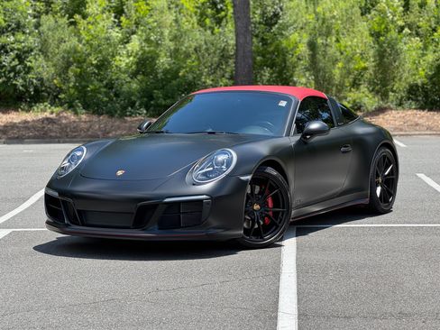 Used 2017 Porsche 911 Targa 4 GTS AWD/4WD image 1