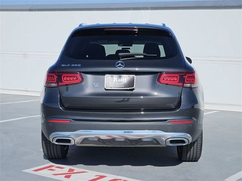 Used 2022 Mercedes-Benz GLC 300 GLC 300 image 6